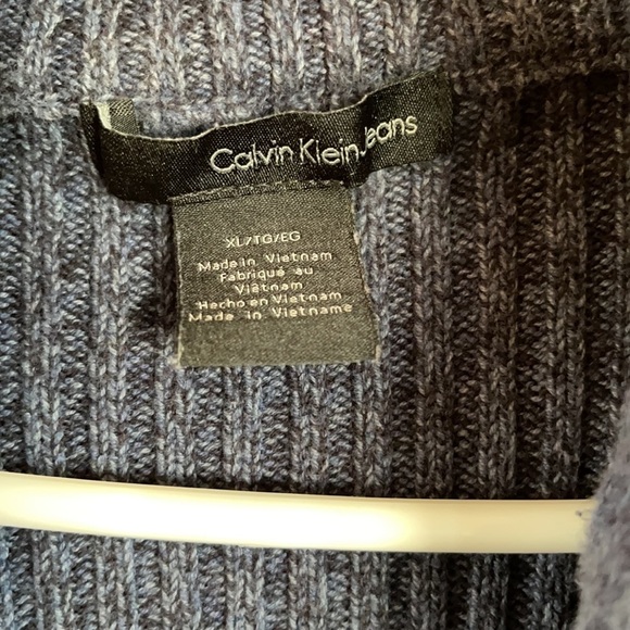 Calvin Klein 🔥🔥men’s sweater size XL. - Picture 2 of 3
